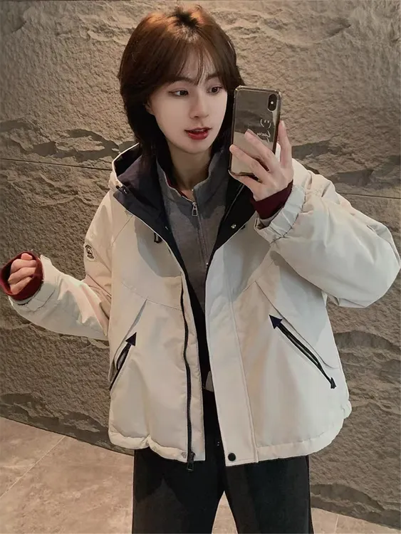 小个子连帽加绒加厚派克服外套女2025冬季新款时尚保暖短款冲锋衣