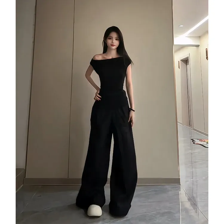 2025夏季新款韩系穿搭百搭斜领露肩短袖上衣气质高腰显瘦阔腿长裤