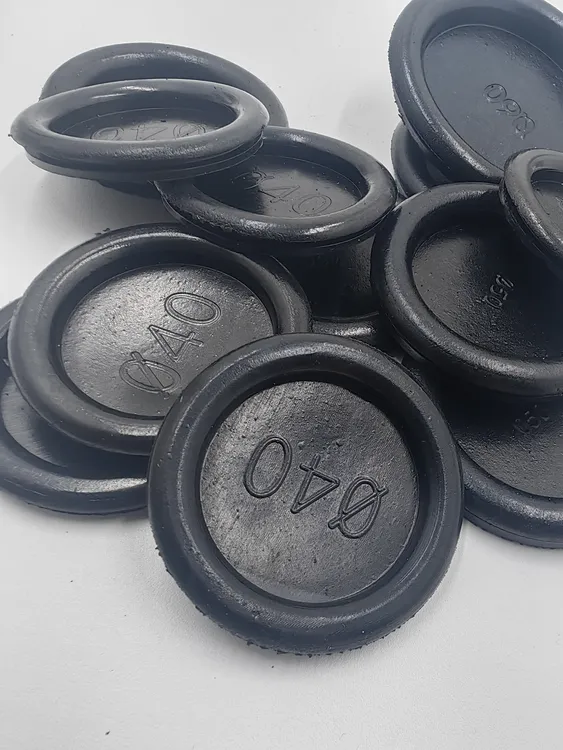 黑色单面橡胶护线圈密封防尘防水配电箱堵孔过线保护套