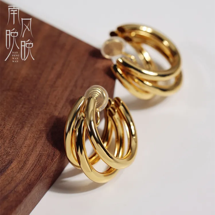 铜合金耳饰 0696欧美风简约光面三层大圈蚊香盘耳夹个性耳钉耳饰