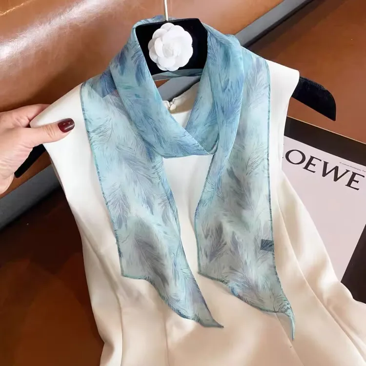 夏季清爽透气薄款蓝色丝巾100%桑蚕丝隐格乔其长条小领巾配裙子女