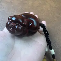 紫檀木精雕福猪随身文玩手把件装饰摆件