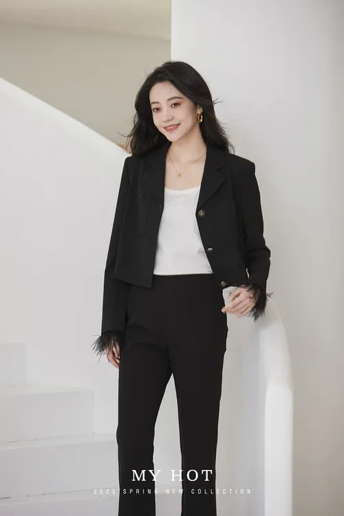 H421313779休闲春季女外套小西装修身设计师短款西服短外套长袖