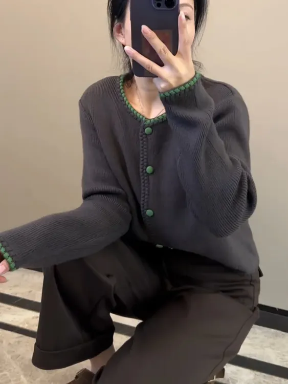 灰色圆领长袖针织开衫女秋季2025新款韩系百搭显瘦舒适外套打底衫