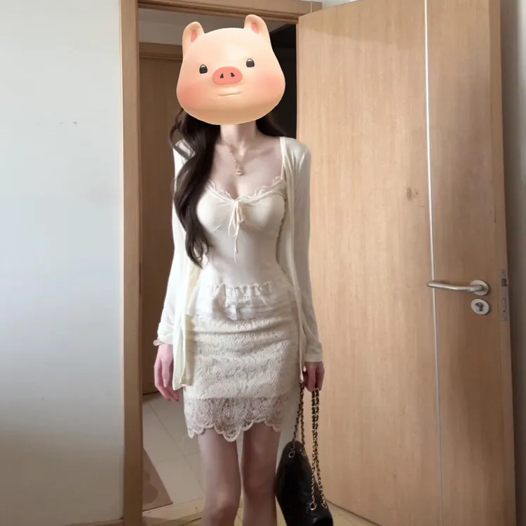 法式蕾丝花边针织吊带连衣裙子女夏季2025新款巨好看穿搭一整套装