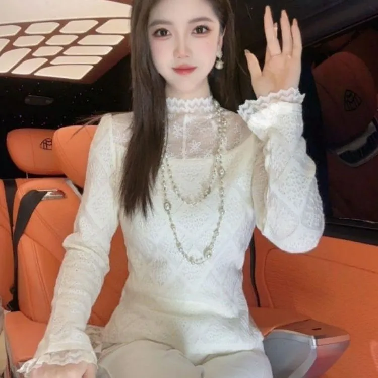 修身镂空蕾丝针织衫女秋冬新款小个子法式高级长袖打底衫上衣