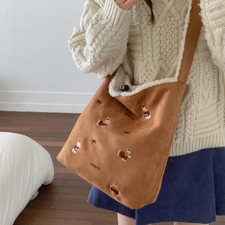 简约大容量女士单肩托特包清新可爱柔软秋冬单肩包斜挎包双面可背