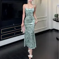 气质修身显瘦吊带裙印花丝绒包臀连衣裙