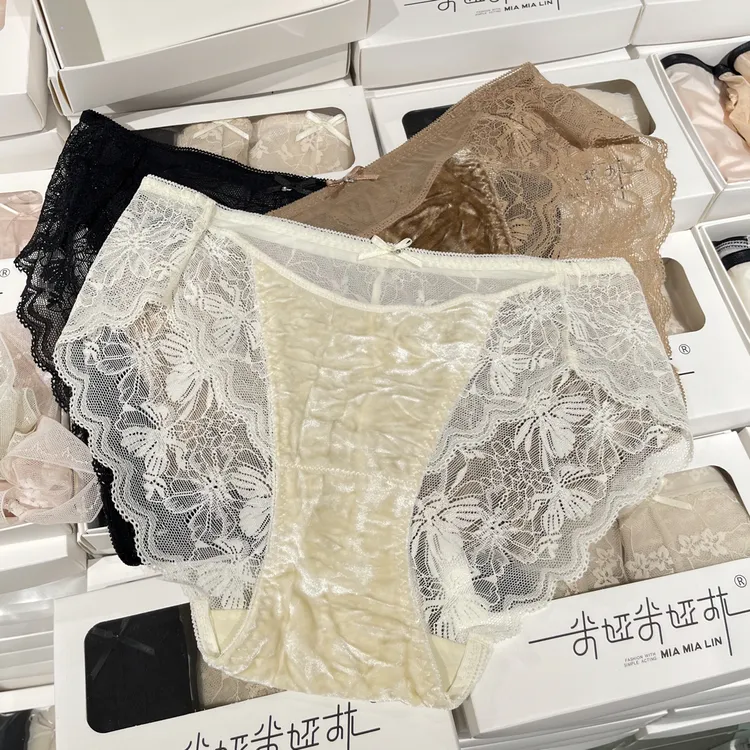3条装 黑玫瑰 秋季大地色系中腰包臀设计丝绒软糯蕾丝女士内裤