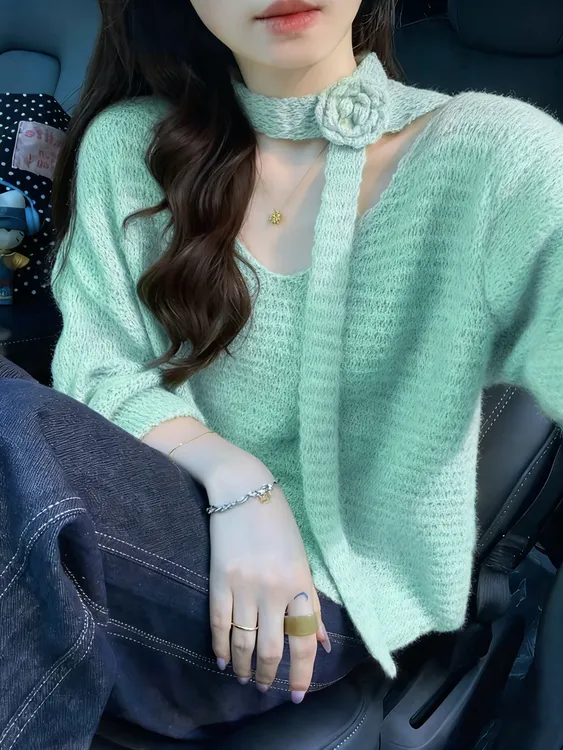 法式慵懒风V领玫瑰花飘带挂脖针织衫女宽松显瘦长袖气质百搭毛衣