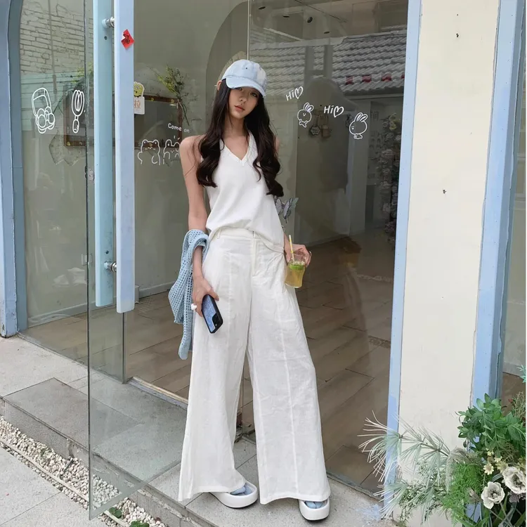 白色V领挂脖露背吊带背心女夏季内搭外穿高级感别致纯欲无袖上衣