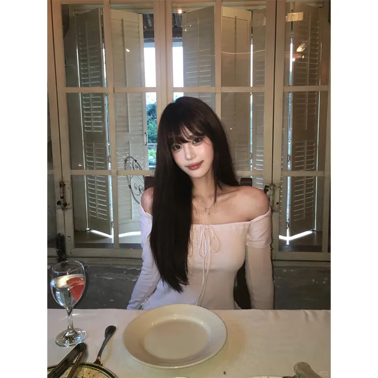 2025韩系秋季设计感纯欲风修身显瘦百搭时尚高级感网红穿搭上衣女