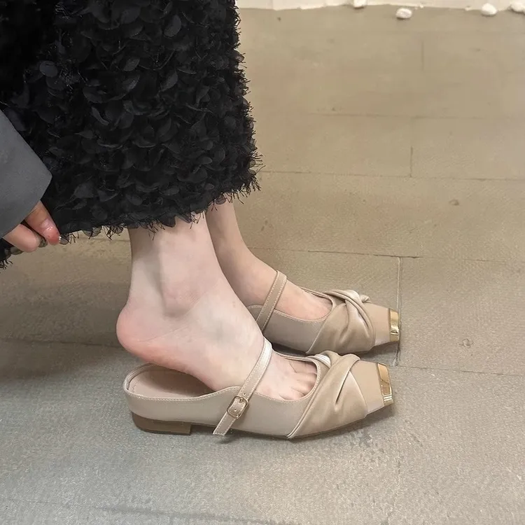 啄木鸟金属方头平跟半拖包头软皮软底拖鞋女外穿一字带玛丽珍鞋