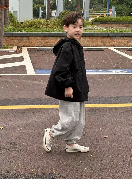 春秋款男童冲锋衣防水保暖夹克男女通用韩版春秋宝宝冲锋衣秋装