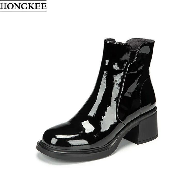 HONGKEE/红科短靴女2025新款牛漆皮亮面圆头气质粗跟靴子H815D416