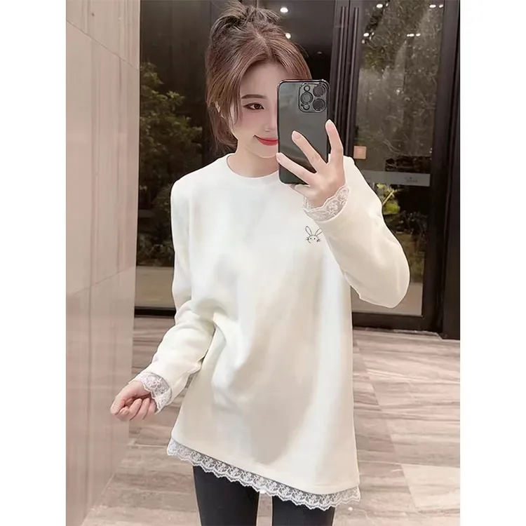 秋冬季圆领白色长袖t恤女中长款新款蕾丝拼接加绒保暖打底衫上衣