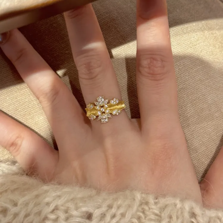 铜合金戒指 D4046蕾丝星辰复古拉丝戒指ins小众金色