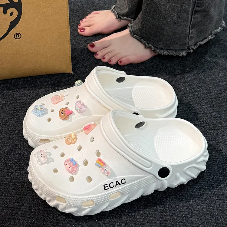 夏季情侣洞洞鞋2025新款透气防滑沙滩凉拖男女通用软底户外凉拖鞋