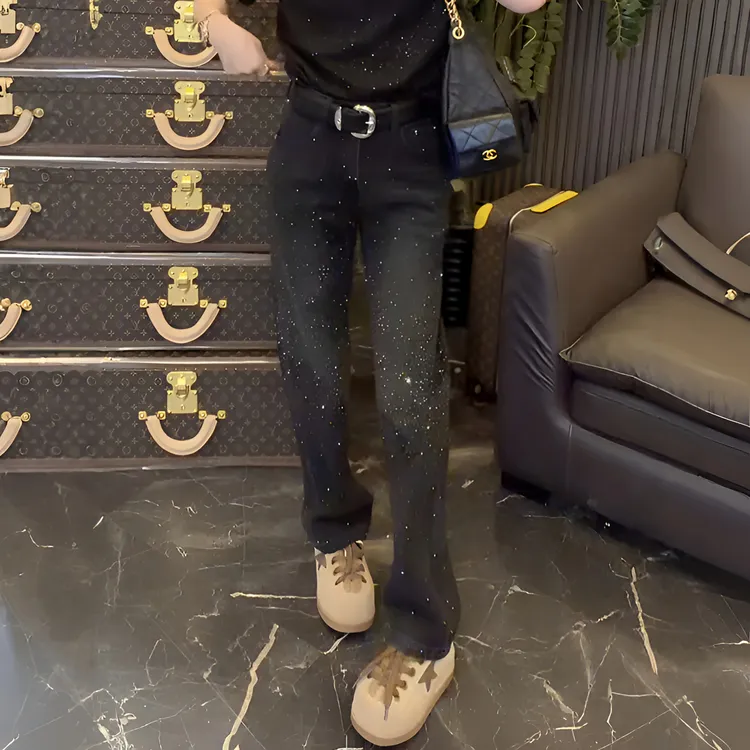 秋冬黑色重工镶钻满天星直筒牛仔裤大码高腰显瘦遮肉窄版阔腿裤女