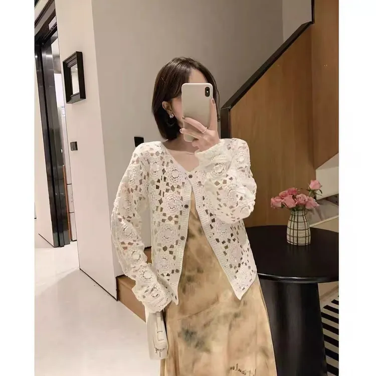 运补5-8韩版温柔风镂空罩衫钩花圆领针织开衫外搭女简约气质长袖上衣590