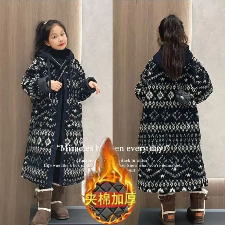 女童长款外套加厚秋冬装女孩中大童连帽儿童保暖洋气过膝大衣潮
