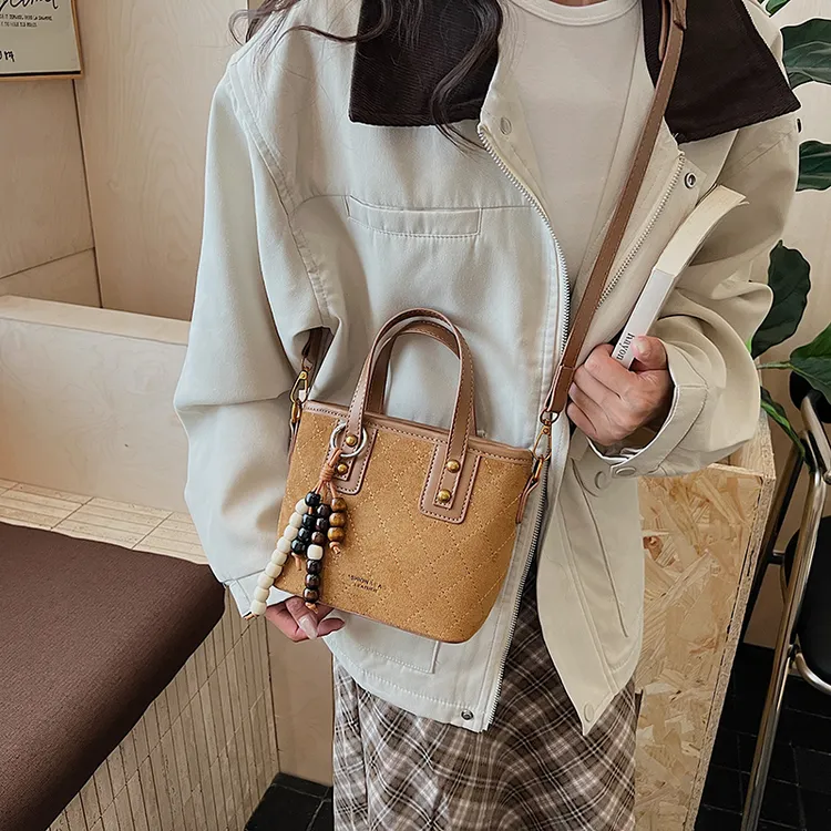PARACVTOU/帕卡图单肩可爱风方形斜挎包小包包夏季百搭小众女士