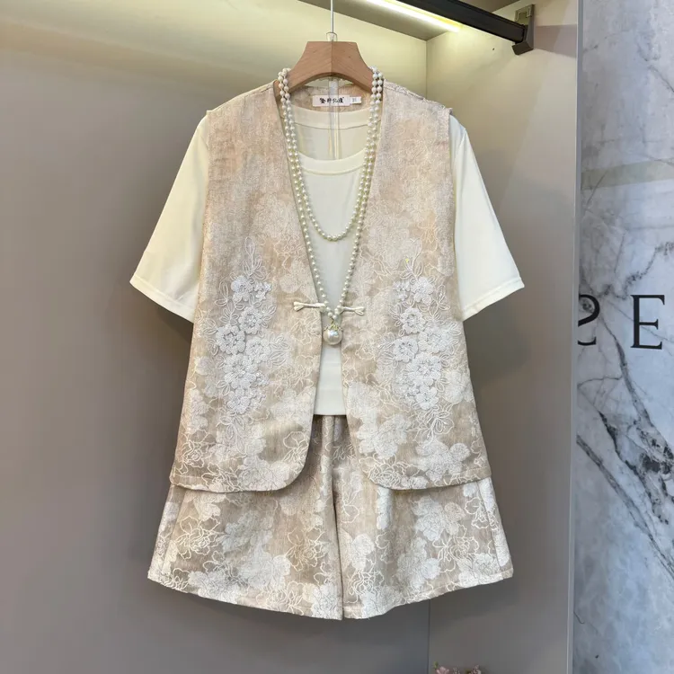 大码女装新中式国风套装重工刺绣钉珠马甲短裤三件套高级感3620