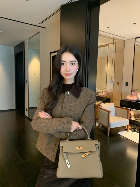 2025新款肌理短款毛呢外套女夹棉秋冬撞色灯芯绒