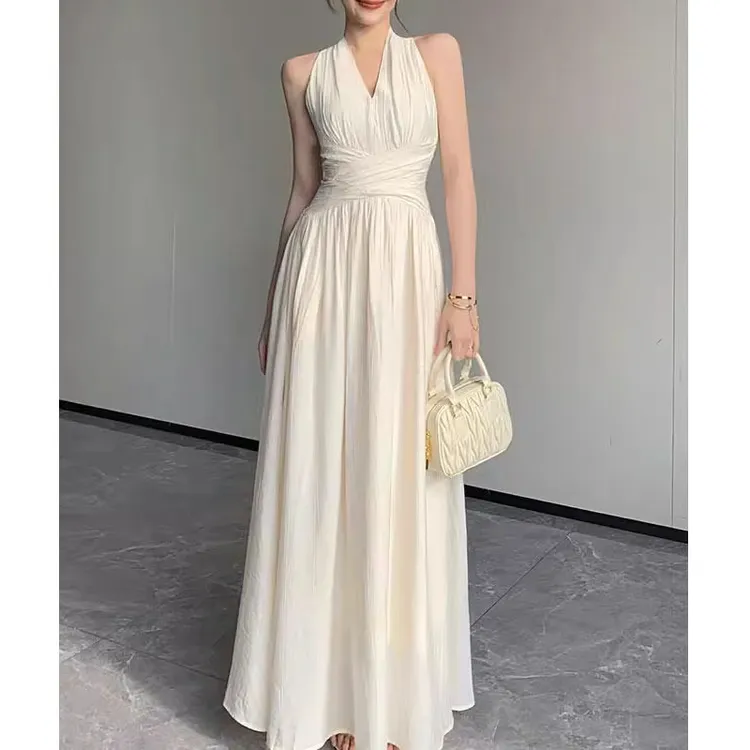 2025新款小众设计感气质显瘦黑色后妈裙夏季新款时尚收腰小黑裙子