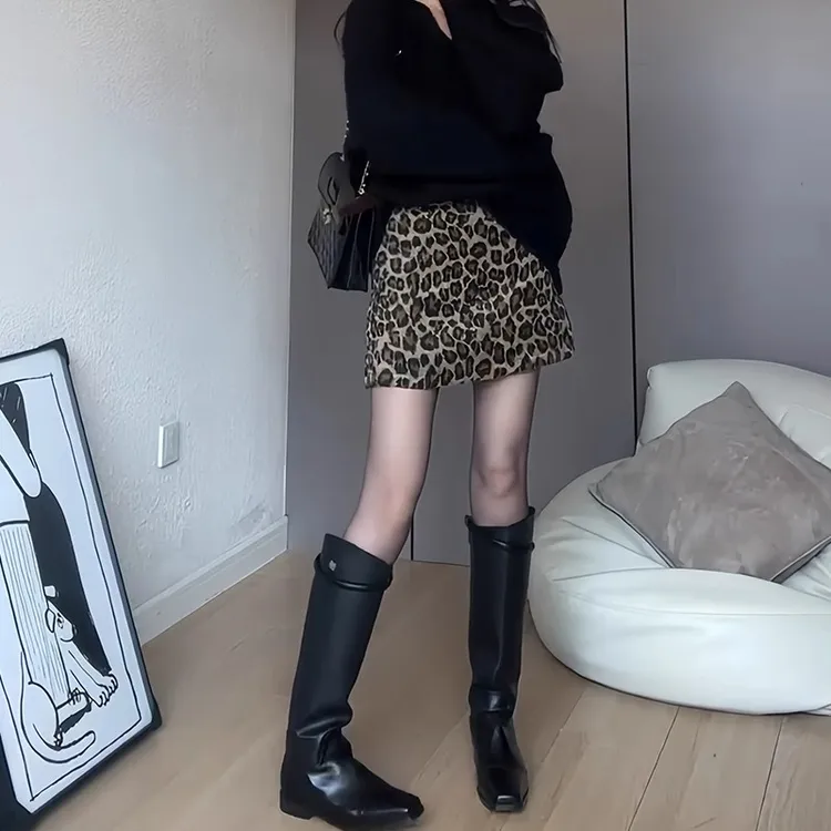 咖色豹纹半身裙女秋冬季2025新款小个子复古辣妹a字毛呢包臀短裙