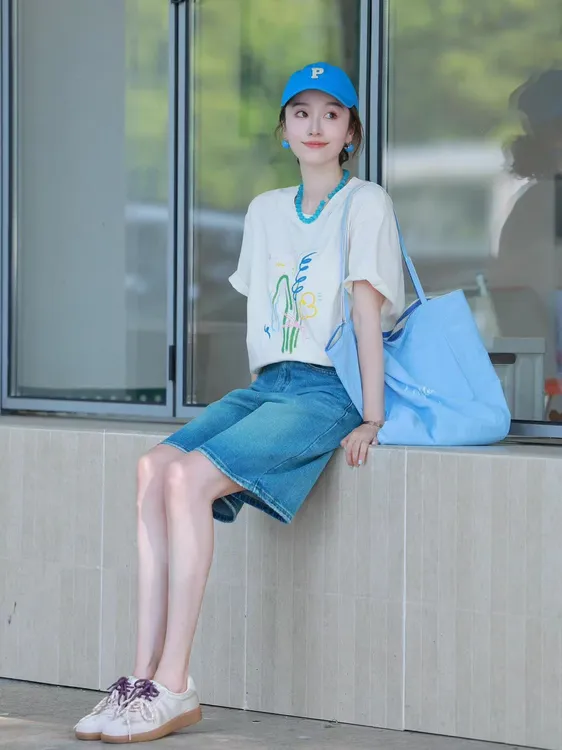 潮牌印花设计感短袖t恤2025夏季新款美式宽松上衣百搭牛仔短裤