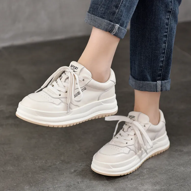 真皮小白鞋女2025秋季新款头层牛皮圆头低帮女鞋软底防滑休闲单鞋
