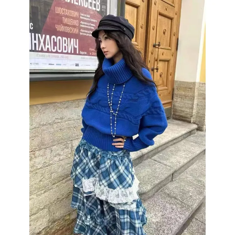 女士2025时尚轻奢款可拆卸高领麻花蝙蝠袖宽松收腰针织毛衣网红上