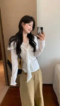 【肉肉】微透简约韩系宽松松弛感白色长袖T恤女圆领+时尚披肩两件套
