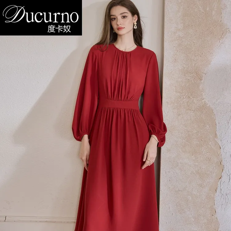 法式高级红色灯笼袖洋装女2025春秋季新款设计感晚礼服褶皱大摆裙
