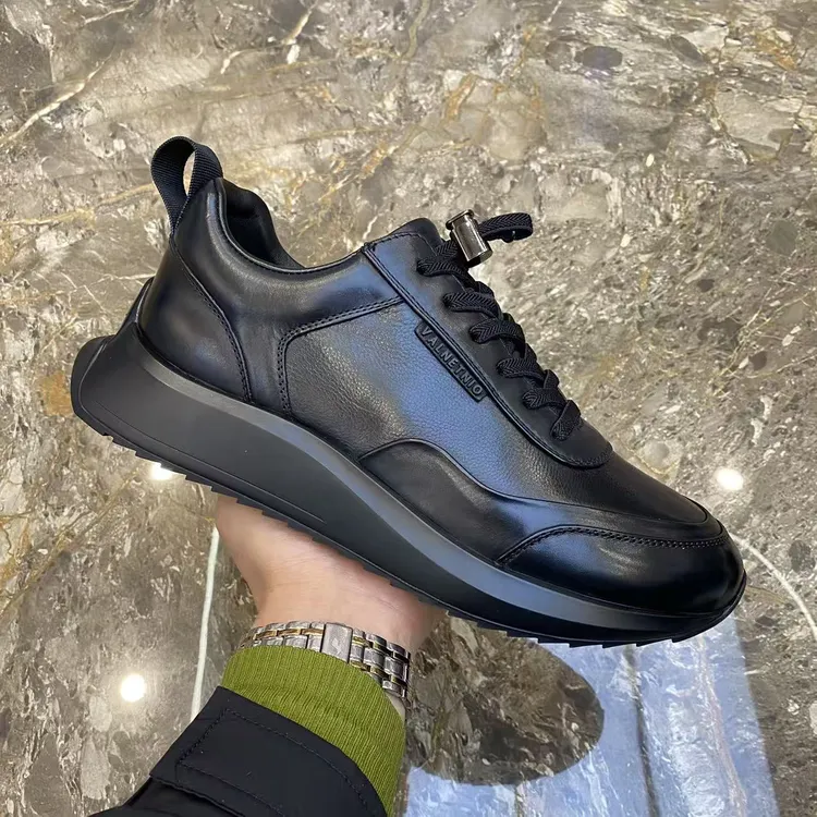 广州真皮男鞋秋季新款男士时尚休闲皮鞋头层牛皮免系带百搭潮鞋子