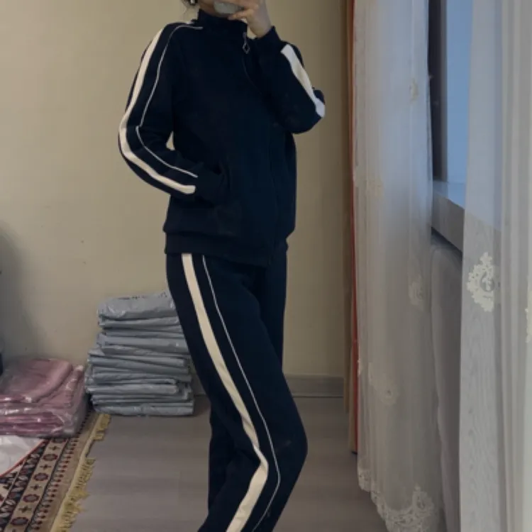 运动休闲套装宽松洋气时尚直筒裤上衣百搭减龄舒适穿搭