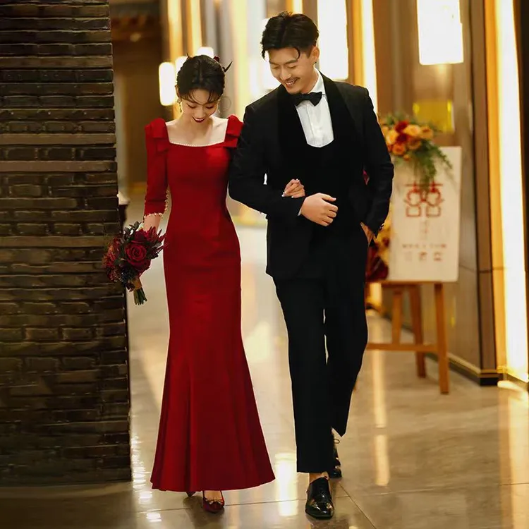 敬酒服2025新款酒红色订婚连衣裙鱼尾高级感新娘结婚订婚礼服女