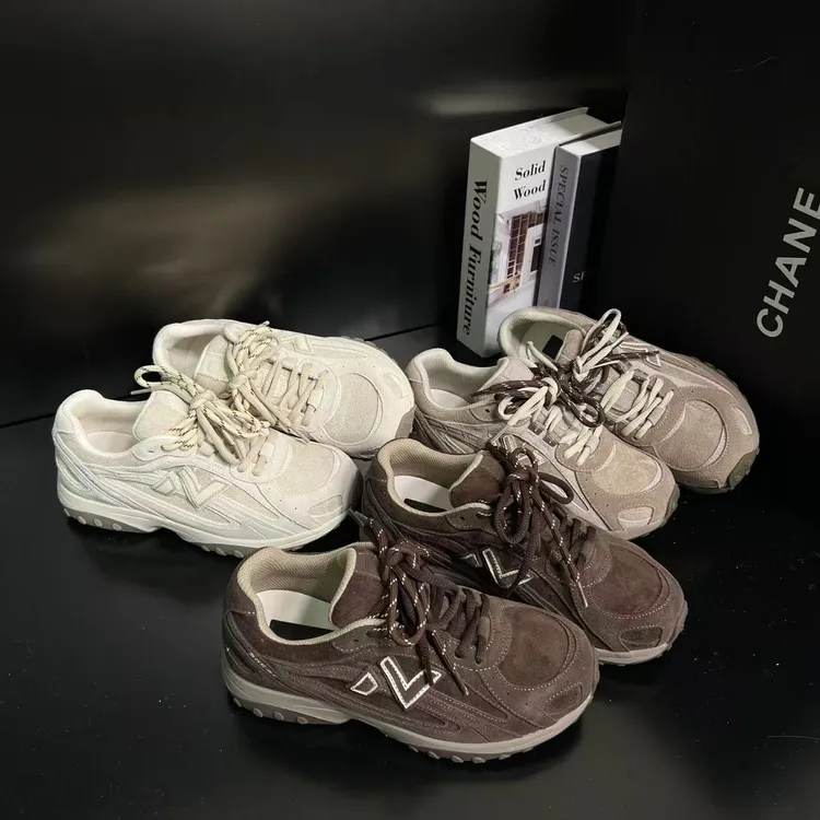 【尼莫与多莉】内增高拼色复古运动休闲鞋女2025冬新款系带1023-1