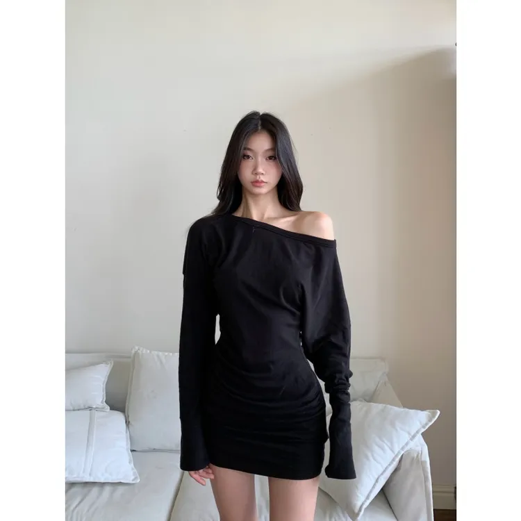 withmin凉皮 美式高材生 秋季斜肩辣妹打底内搭上衣连衣裙2524308