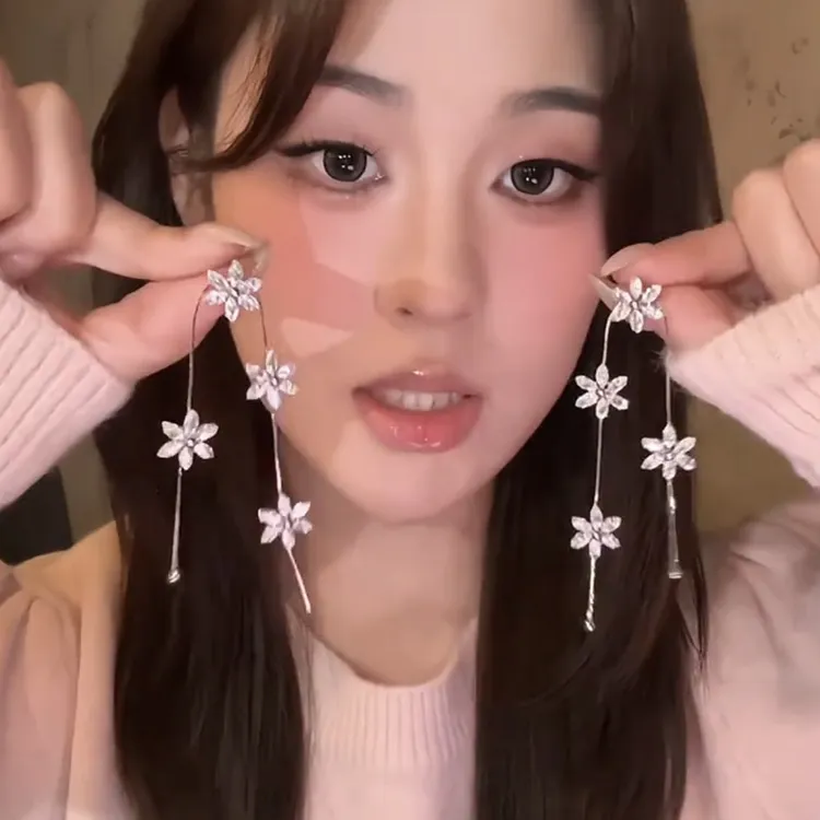 铜合金合成锆石耳饰 日韩超仙长款分叉锆石花流苏耳钉耳环女