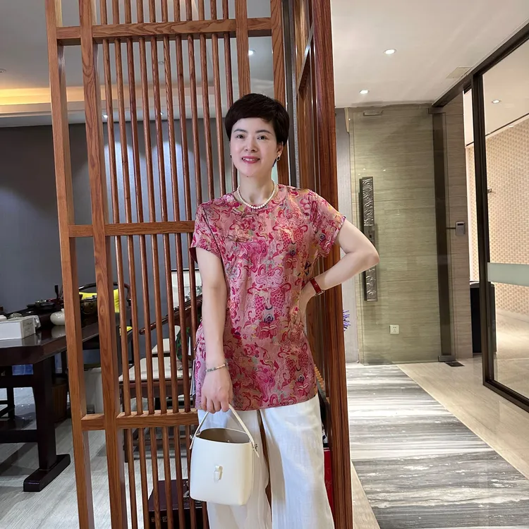 真丝福利款~压花通勤风薄款夏季潮牌新中式复古网红休闲风上衣