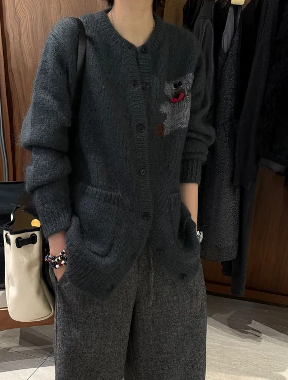 【姜饼小熊】高比例马海毛小熊蝴蝶结圆领针织开衫  J25MY862