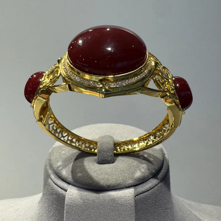 朗钦/新款红色上衣