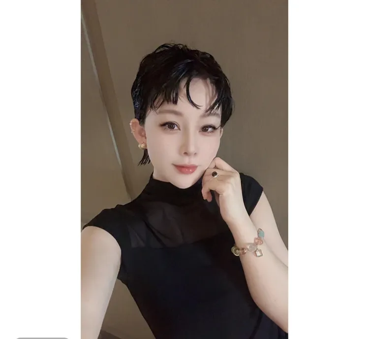 JING2025秋季新款背心80266纯色高领无袖T恤舒适百搭上衣女士修身