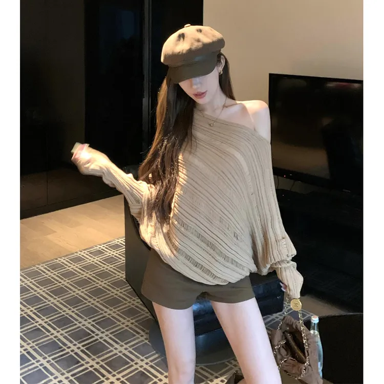 时尚百搭秋季修身性感辣妹风露肩长袖罩衫女设计感套头斜肩上衣女