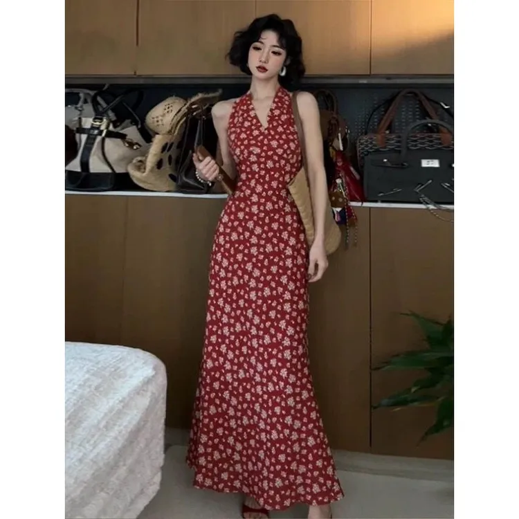 微胖大码港风复古碎花裙安可拉红气质性感领挂脖红色连衣裙女