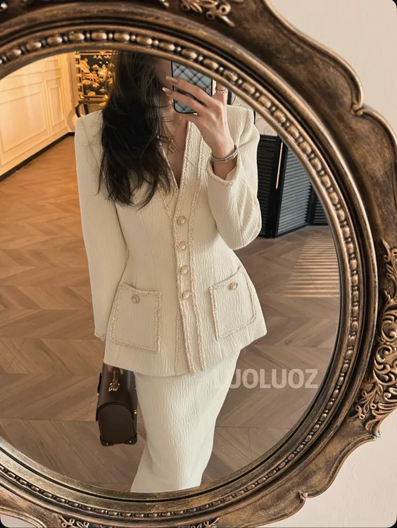 LUOLUOZ【深邃松林】绵羊毛气质收腰外套＋时尚半身长裙两件套JF1035