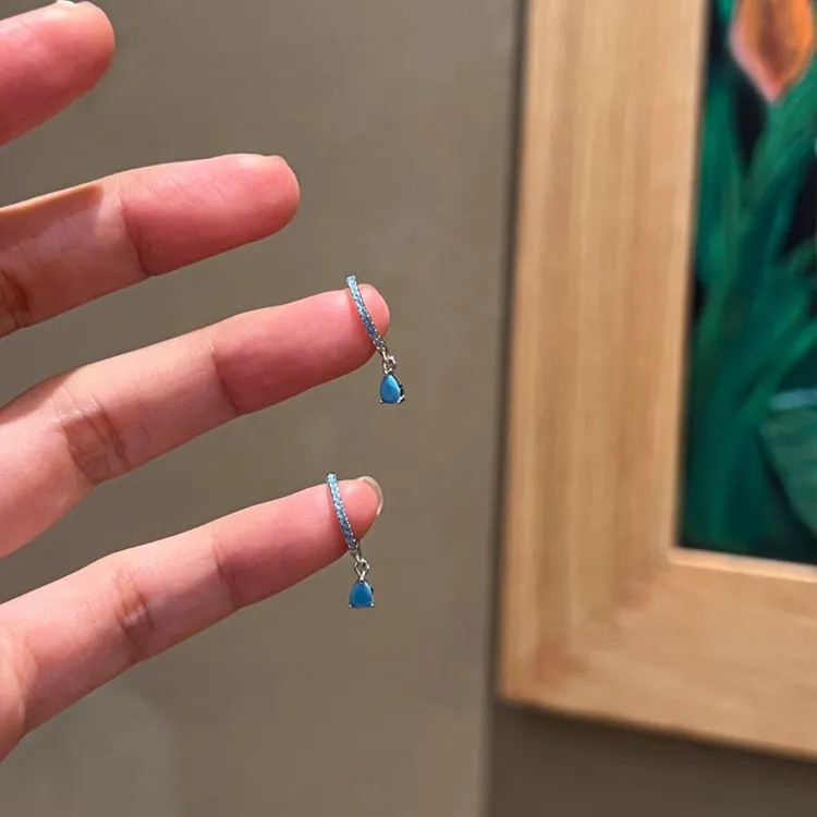 铜合金耳饰 蓝色水滴耳扣轻奢小众高级感巨好看时尚简约气质百搭