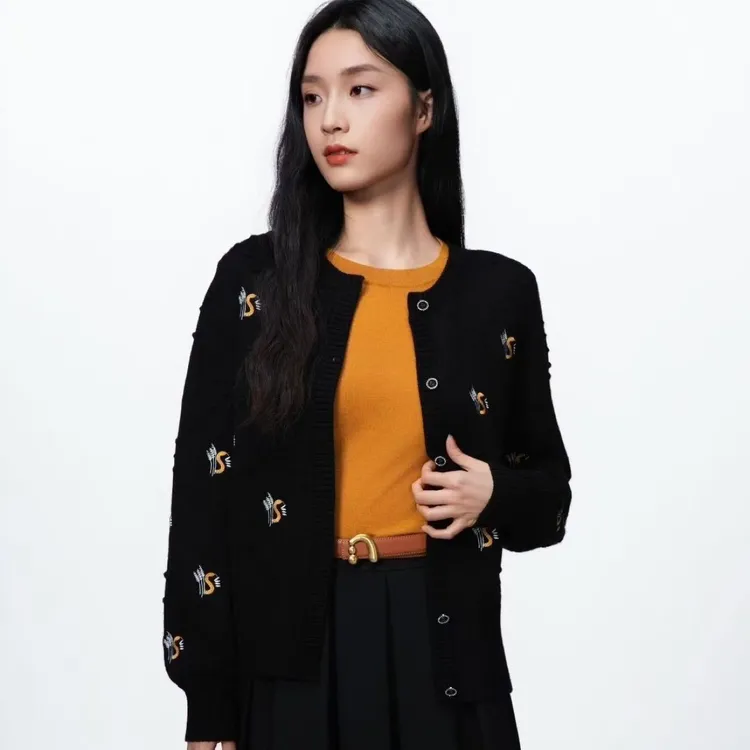 声雨竹7R744开衫款刺绣厚款纯色毛针织衫毛衣开衫秋冬清凉感轻奢